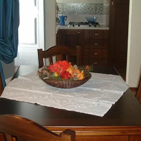 Alojamento de Acomodação e Pequeno-almoço Le Di Sottovento 4*