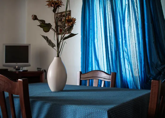 Le Di Sottovento לינה וארוחת בוקר